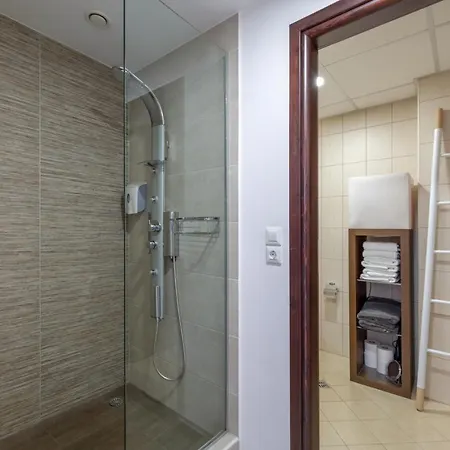 Stefan's Loft Daire Hanya